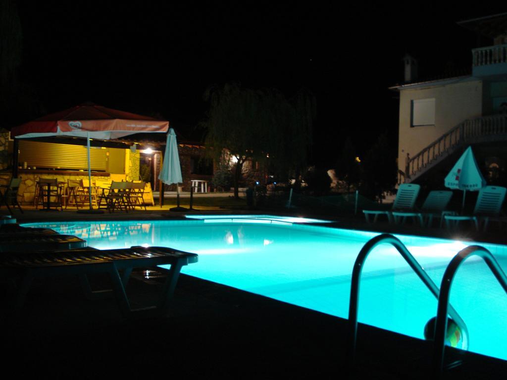 Villa Platythea Platy  エクステリア 写真